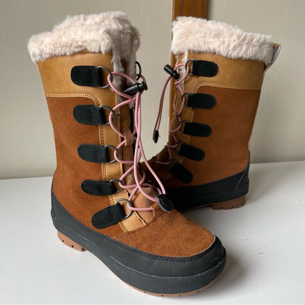 Girls All in motion Winter Snow Boots Sz 2